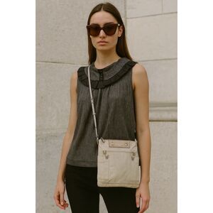 MARC JACOBS New York Beige Canvas Crossbody Active Y2K Bag   Women's Size Small